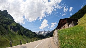 Meiental-Meien-Valley-Sustenpass-Switzerland-Swiss-Alps-06