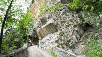 Road-to-the-Gasterntal-Swiss-Alps-Switzerland-01