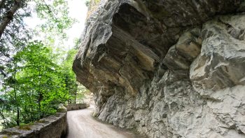 Road-to-the-Gasterntal-Swiss-Alps-Switzerland-02