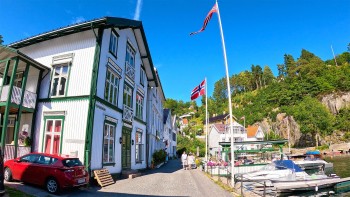 Town-of-Tvedestrand-Norway