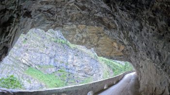 Road-to-the-Gasterntal-Swiss-Alps-Switzerland-04